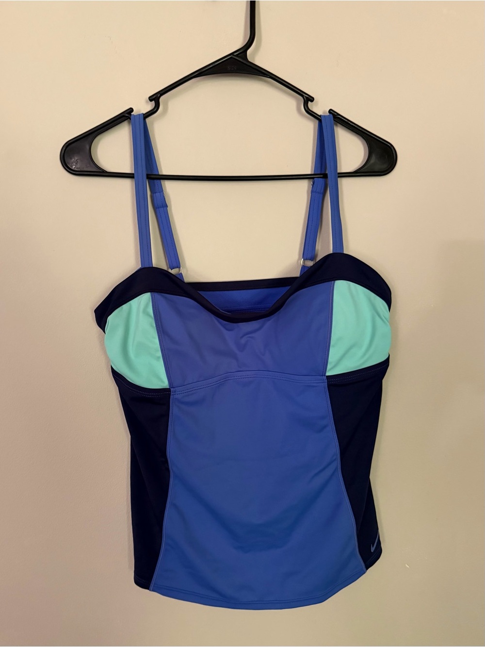 Women’s L Nike Blue Colorblock Tankini Swim Top with removable padding